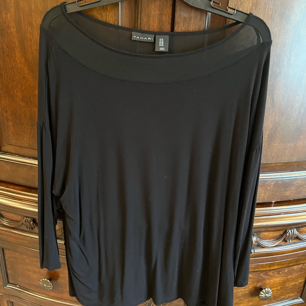 Knit top 3/4 length sleeves black